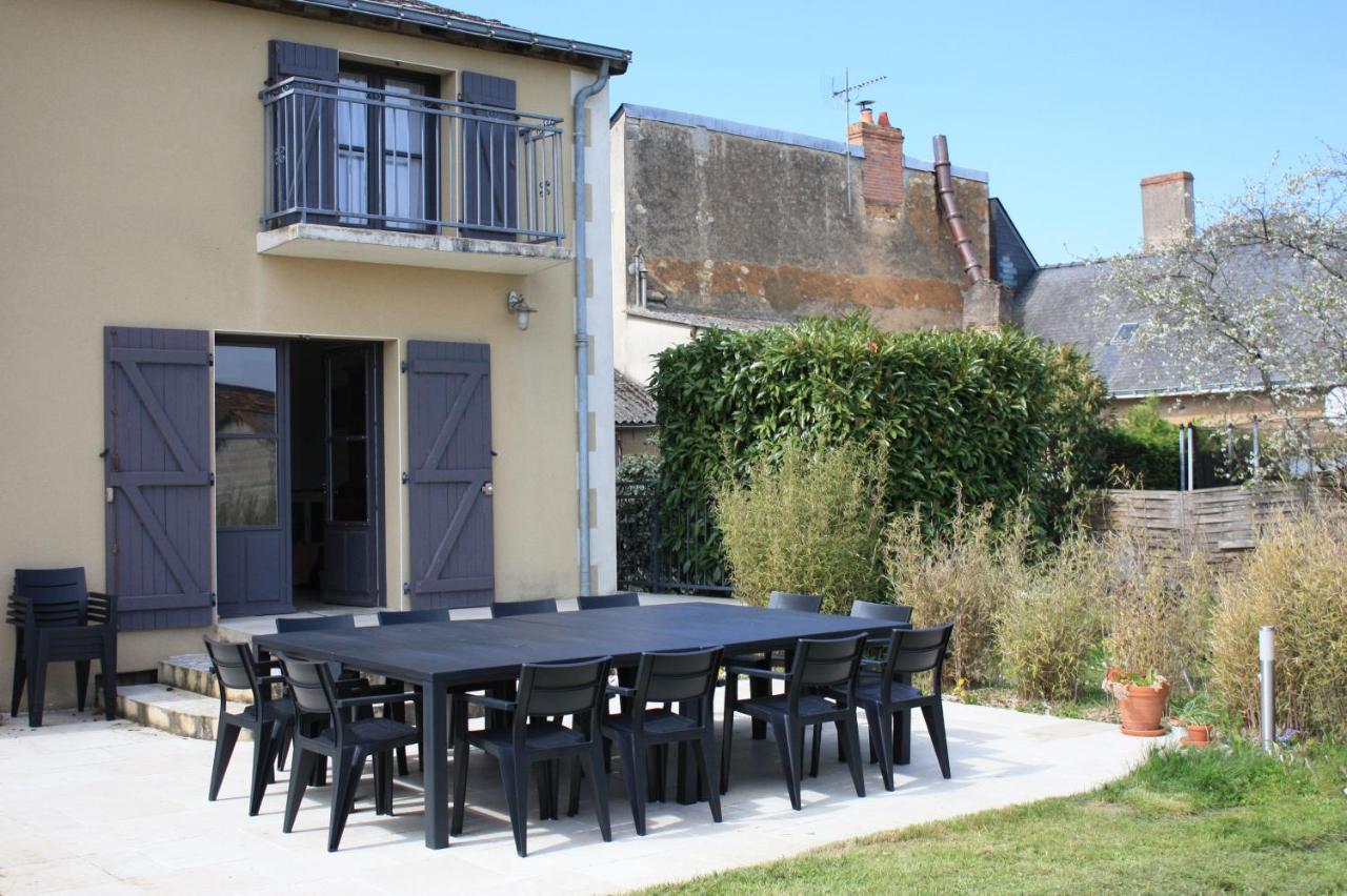 Villa Le Printemps, Maison 15 Pers Avec Piscine Chevire-le-Rouge Luaran gambar